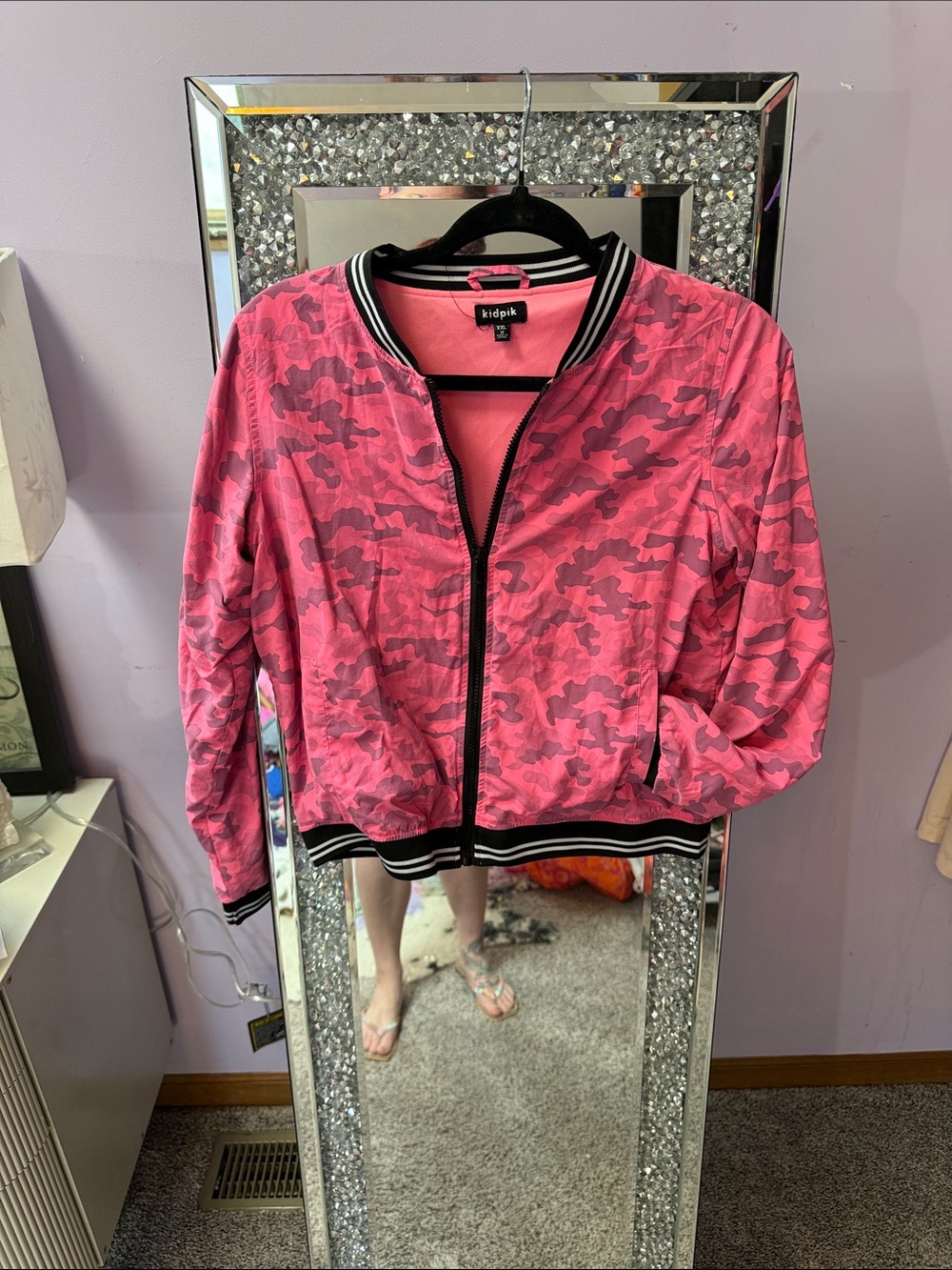 kidpik Pink Camo Zip-Front Bomber Jacket